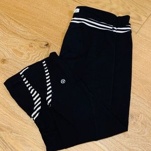 Lululemon running / yoga capris